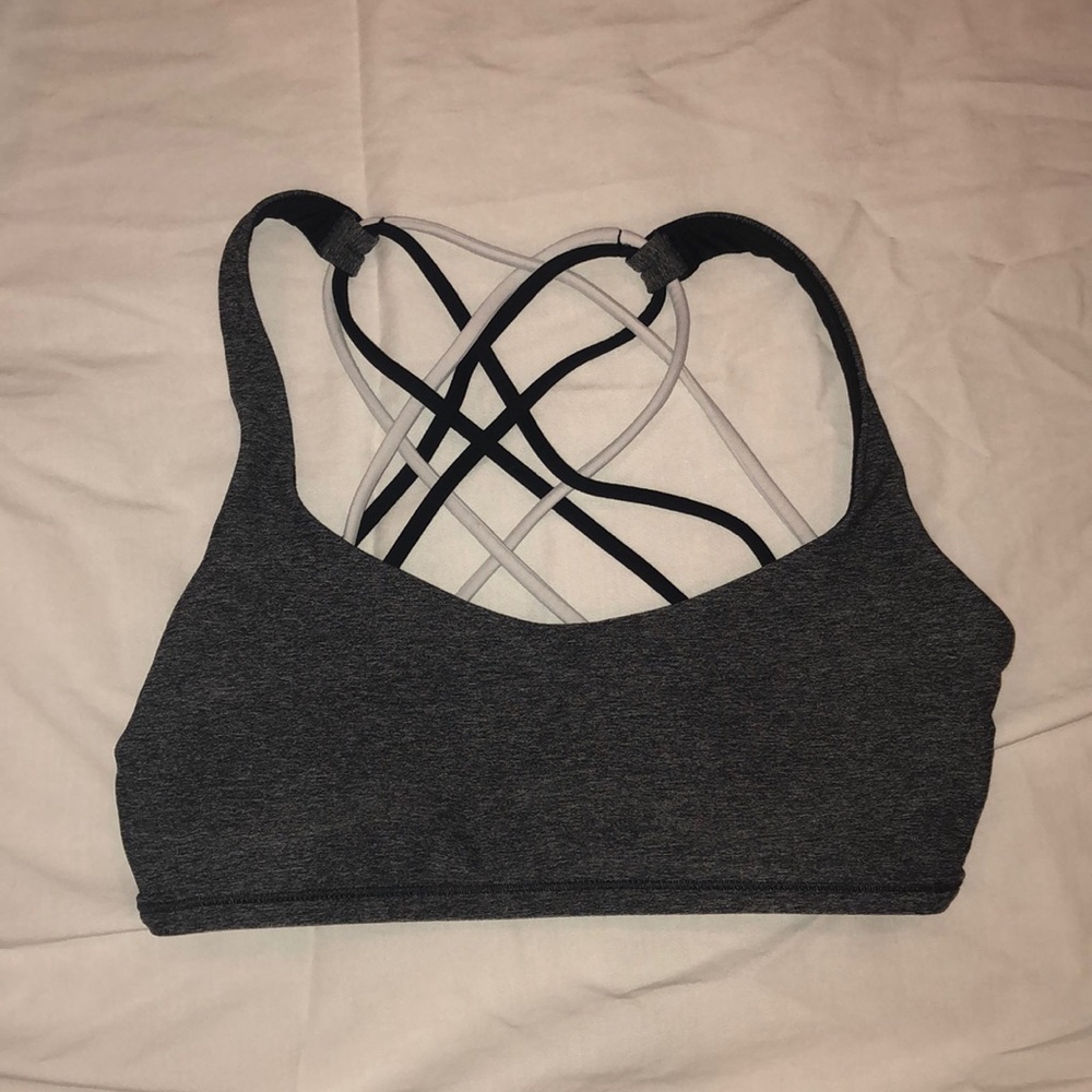 Lululemon Free to Be Bra